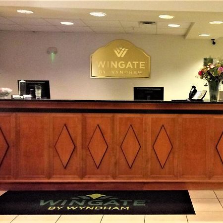 Wingate By Wyndham Bentonville Bagian luar foto