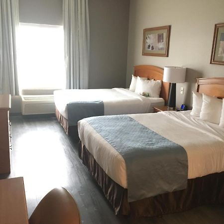 Wingate By Wyndham Bentonville Bagian luar foto